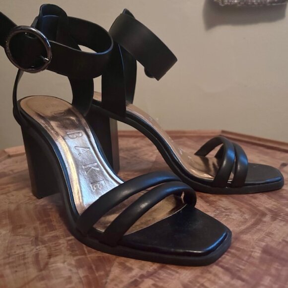 Ted Baker LONDON Strappy Sandals - Picture 1 of 5
